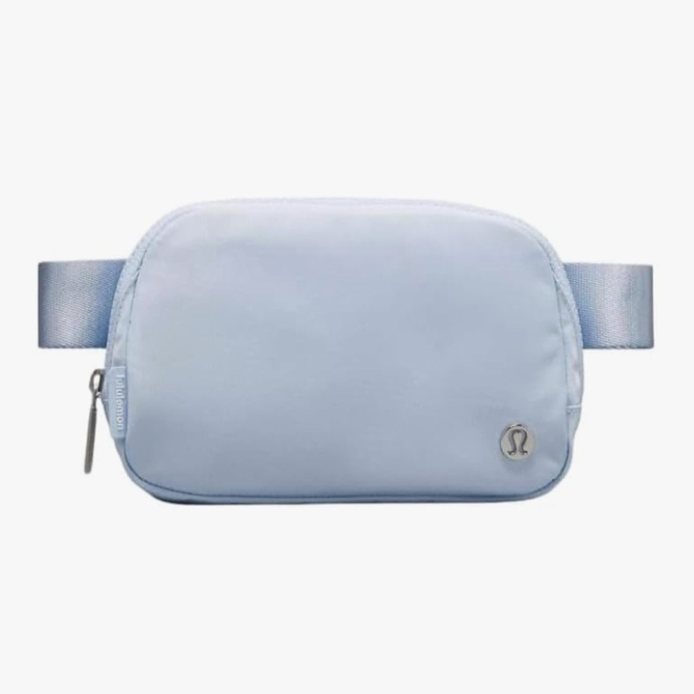 Lululemon Everywhere Belt Bag 1L